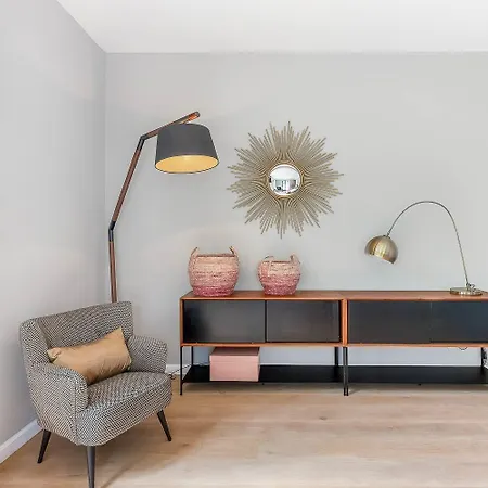 Moutte فيلة سان تروبيه